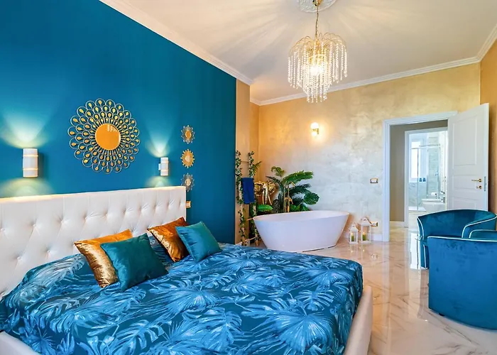Jungle Suite --- Vasca In Camera